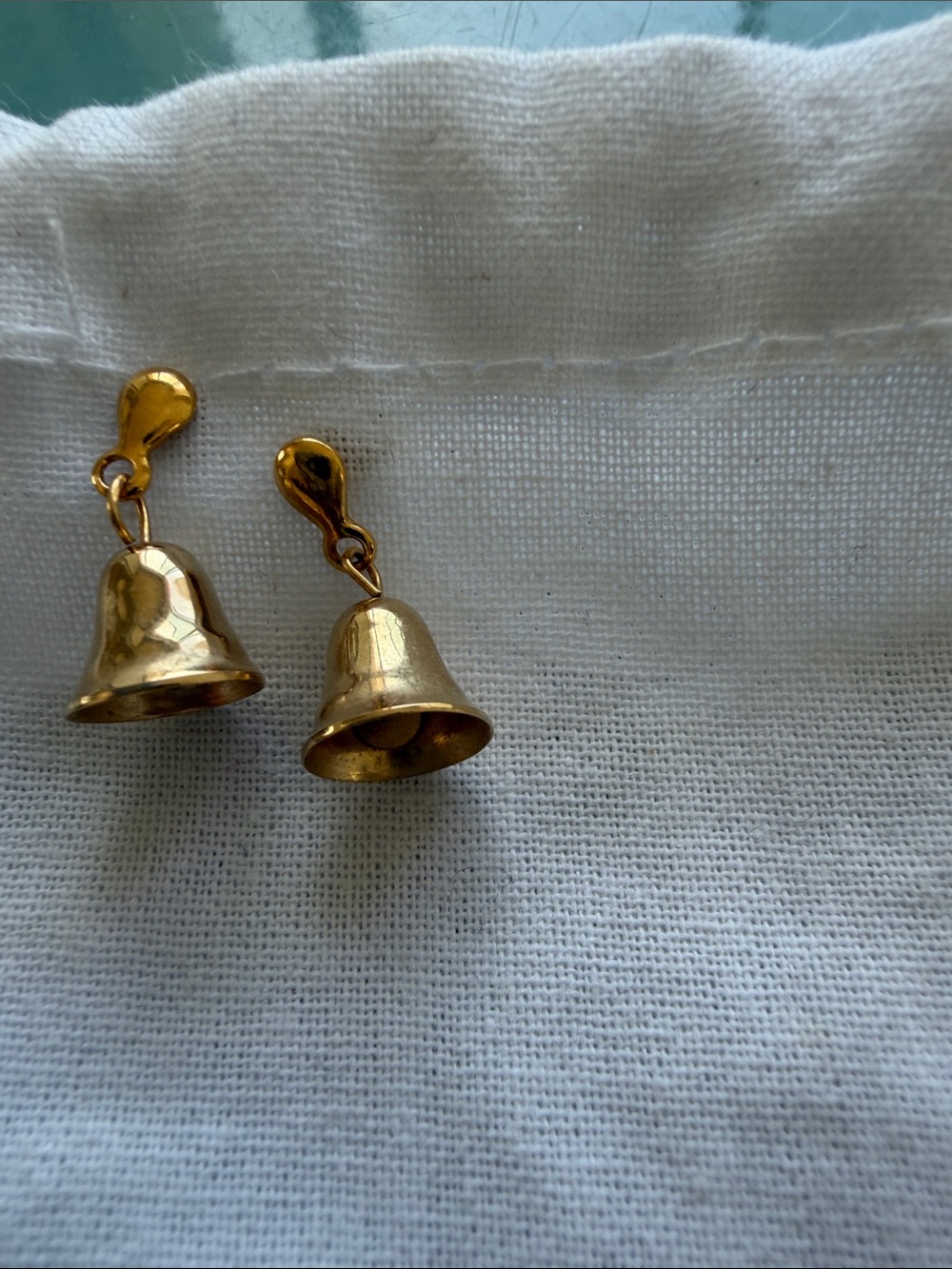 Vintage Gold Bell Drop Earrings - Shiny Gold Tone